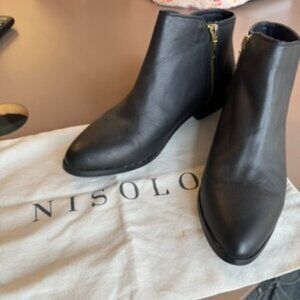 Nisolo Black Lana Leather Ankle Boot size 8.5